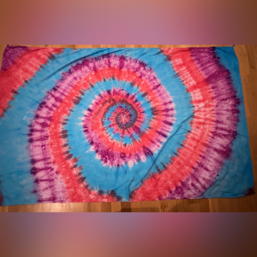 New handmaid tie dye tapestry for home. Spiral